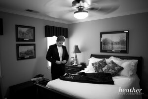 meanwhile, back at the Groom's quarters...