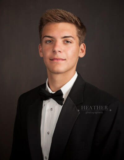 Studio Senior tuxedo ga