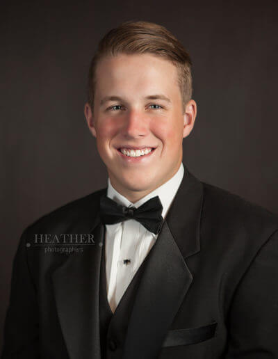 Studio Senior tuxedo ga