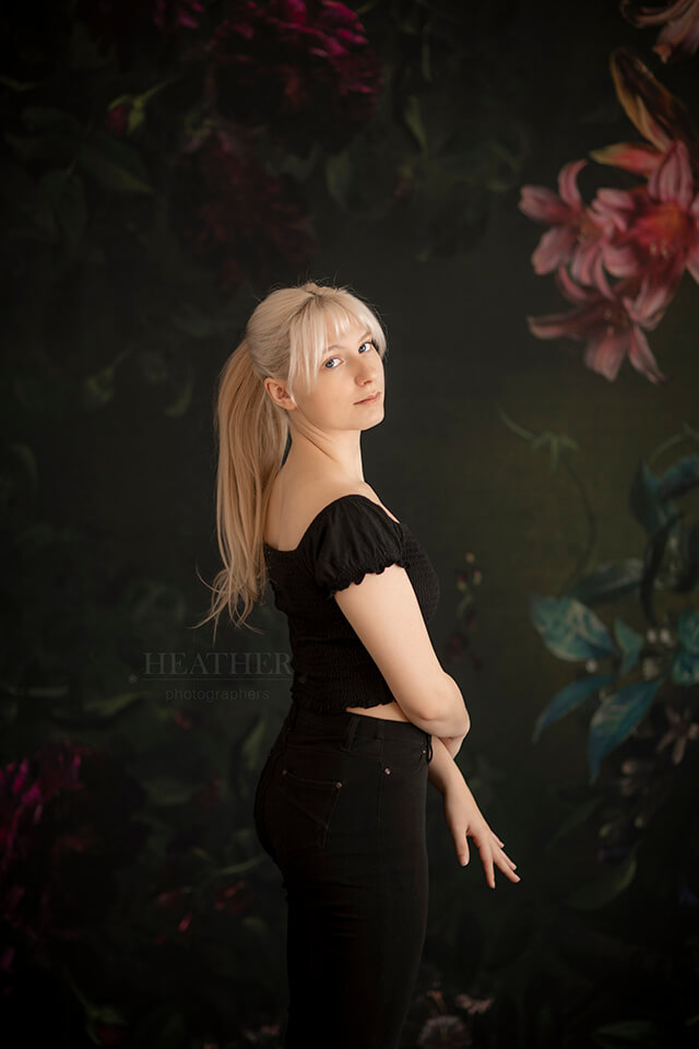 038A9049-web